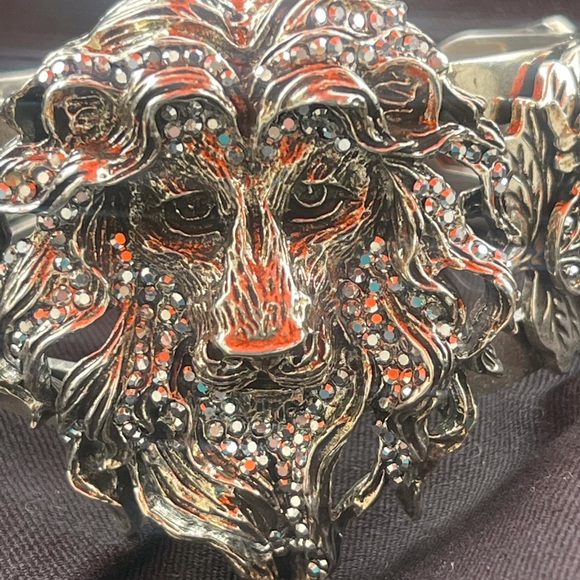 Kirks Folly Lion Cuff Bracelet Silvertone with Crystals - Picture 2 of 9